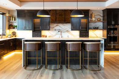 Transitional kitchen photo in Seattle