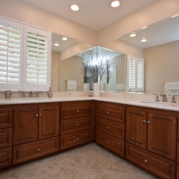 Custom Traditional Double Corner Vanity