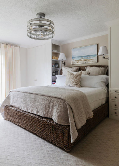Coastal Bedroom by Cindy Aplanalp & Chairma Design Group