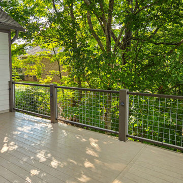 Welded Wire Handrailing for Home Deck