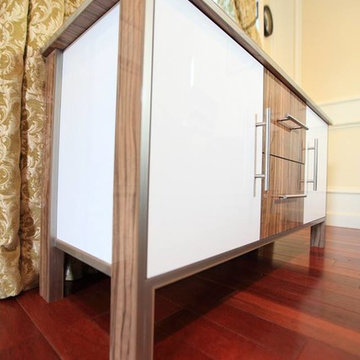 Ultra High Gloss Kitchen