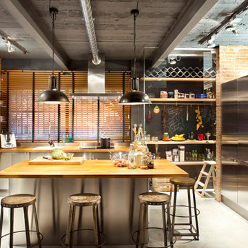 Bajo comercial convertido en loft (Terrassa)