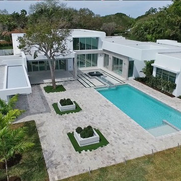 Miami, FL Modernist Luxury Home