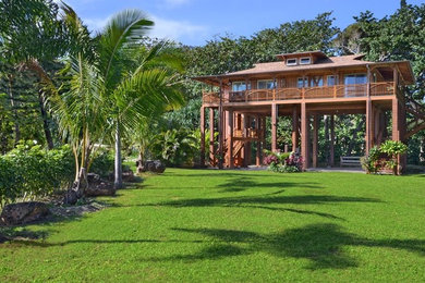 Inspiration for a tropical exterior home remodel in Hawaii