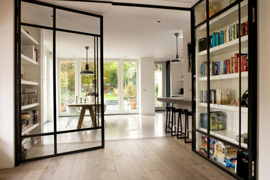 Inspiration for a contemporary home design remodel in Amsterdam