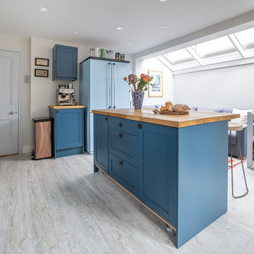 MeThD Custom Range Traditional Shaker-style kitchen