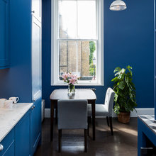 Kitchen Tour: A Colourful Space That’s Made for Entertaining