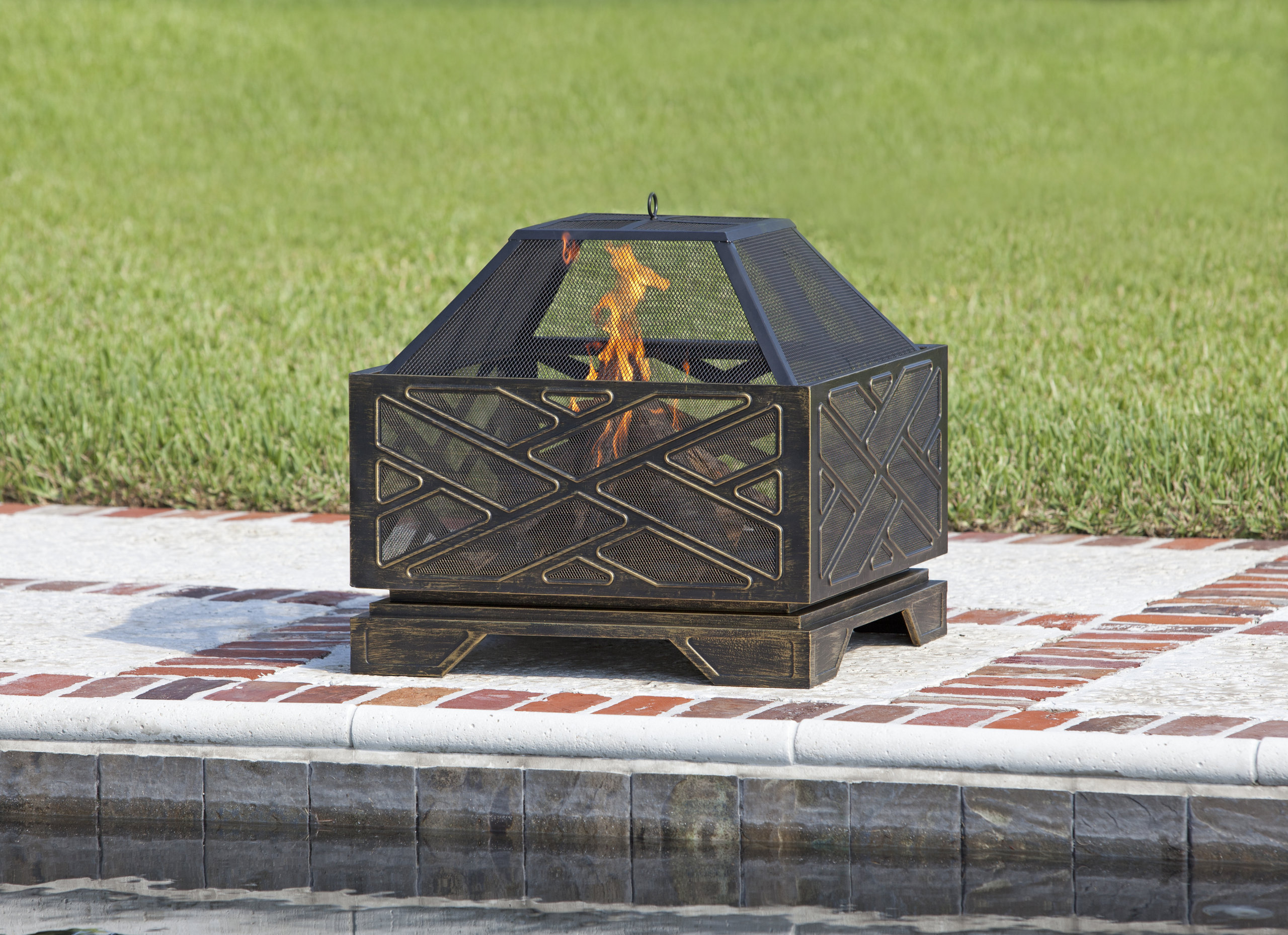 Catalano Square Fire Pit - Farmhouse - Fire Pits - by Buildcom | Houzz