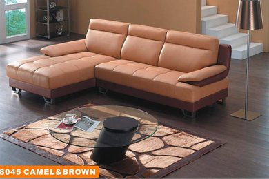 Two-Tone Sectional Sofa with Right Facing Chaise