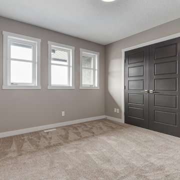 Praise Modern Acreage on Golf Course
