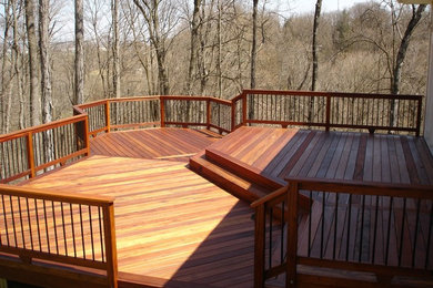 Inspiration for a deck remodel in St Louis