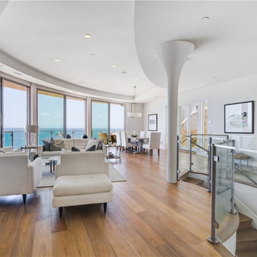 Oceanfront..with rare Private Beach Hut