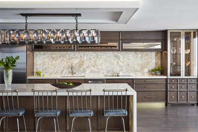 Transitional kitchen photo in Chicago