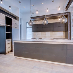 Custom house - Products