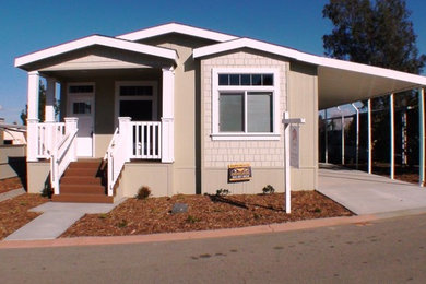 Trendy exterior home photo in San Diego