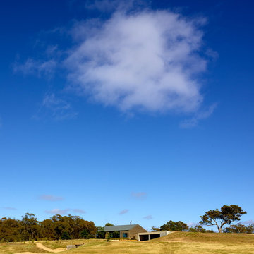 Hill Plains House