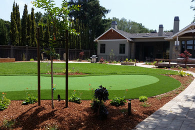 Synthetic Lawn & Putting Greens