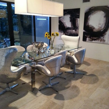 Egg Chair Dining Set