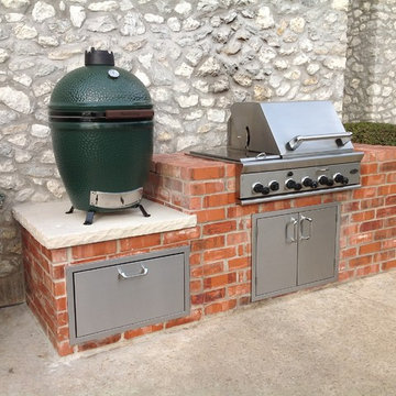 Outdoor Kitchens