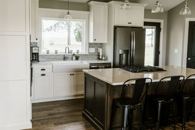 Example of a country kitchen design in Chicago