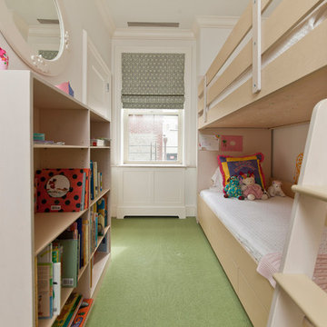 Upper East Side; The ideal solution for children with an age gap