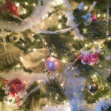 New Photos: Holiday Christmas Decor