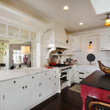 kitchens with pass thrus.