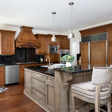 Elegant Lake Side Family Residence | Kitchen Great Room