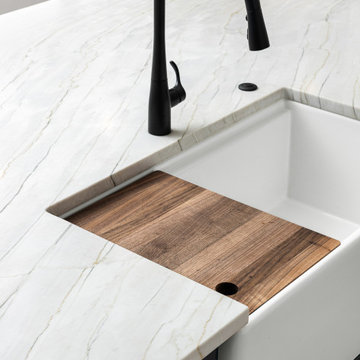Quartzite and Farm sink
