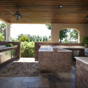 Outdoor Kitchen