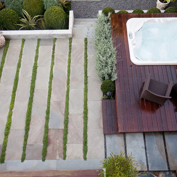 Terrace with planted joints