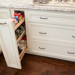 White Kitchen - Kitchen Drawer Organizers