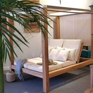 Skaal Daybed by Les Jardins
