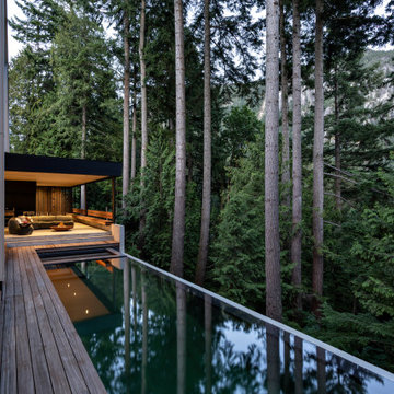 PLATEAU HOUSE