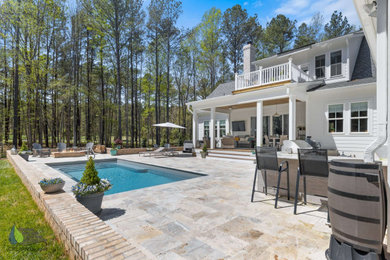 Patio - patio idea in Richmond