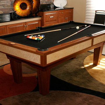 Dinning / Pool table