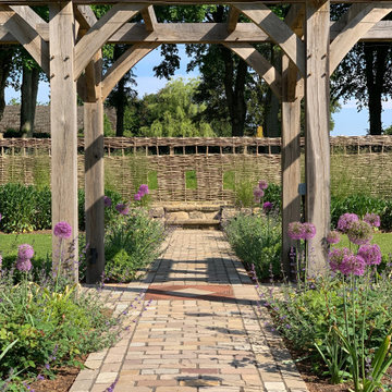 Arts and Crafts Garden
