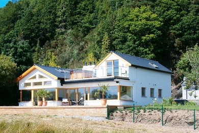 Riverside Lodge