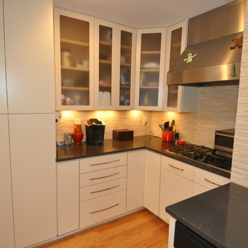 Beautiful Kitchen Transformation done with Cabinet Refacing