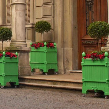 Versailles planter, Jardinier du Roi, French planters, orange tree planters Chat