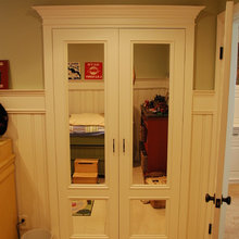 mirrored closet doors