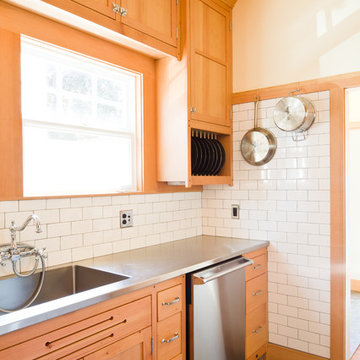 Sunny and Chad's "Gamble" house kitchen