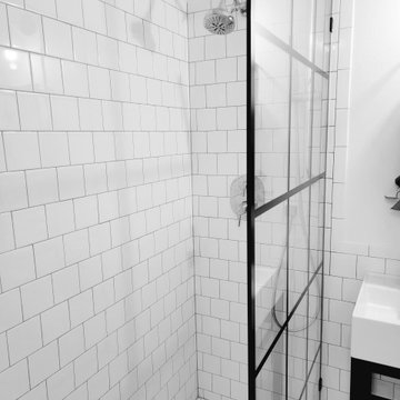 Give your small bathroom a makeover- You deserve it!