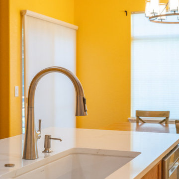 Bright Kitchen Makeover
