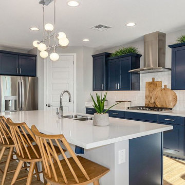 Maximizing on the Layout for This Kitchen Upgrade in Los Angeles, CA