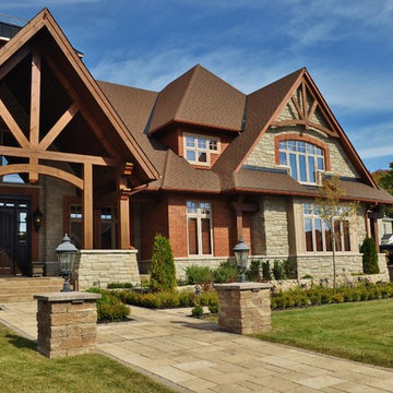 Rustic Cottage Style. Inviting Entrance - Barrie