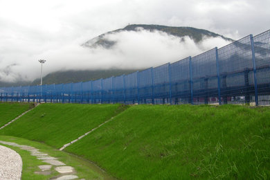 Fences for sport facilities