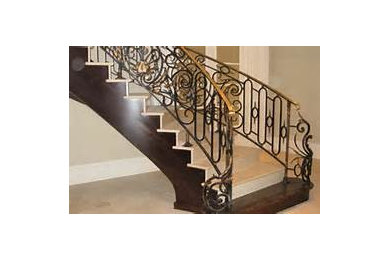 Example of an eclectic staircase design in Philadelphia
