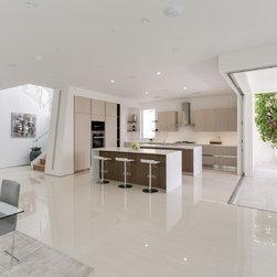 March 2016 / Los Angeles, CA - Kitchen Cabinetry