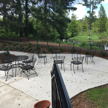 Concrete patio with tabby finish
